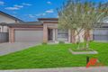 Property photo of 18 Manning Circuit Tarneit VIC 3029