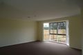 Property photo of 9 Paula Terrace Endeavour Hills VIC 3802