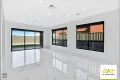 Property photo of 43 Cuttlefish Circuit Tarneit VIC 3029