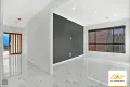 Property photo of 43 Cuttlefish Circuit Tarneit VIC 3029