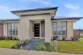 Property photo of 2 Angove Street Craigieburn VIC 3064