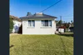 Property photo of 18 Cosgrove Crescent Kingswood NSW 2747