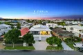 Property photo of 1/9 Nankeen Avenue Paradise Point QLD 4216