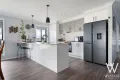Property photo of 2 Newlands Crescent Kelso NSW 2795