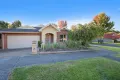 Property photo of 13 Rivendale Crescent Drouin VIC 3818