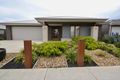 Property photo of 41 Bathgate Crescent Cranbourne East VIC 3977