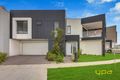 Property photo of 7 Tony Way Cranbourne West VIC 3977
