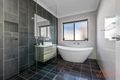 Property photo of 5 Blacket Place Yass NSW 2582