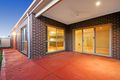 Property photo of 4 Lindrum Outlook Tarneit VIC 3029