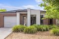 Property photo of 3 Shannon Close Alfredton VIC 3350