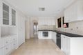 Property photo of 11 Oxley Way Endeavour Hills VIC 3802
