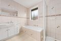 Property photo of 11 Oxley Way Endeavour Hills VIC 3802