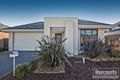 Property photo of 5 Edgeware Close Pakenham VIC 3810