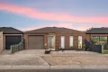 Property photo of 32 Kingston Drive Taylors Hill VIC 3037