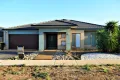 Property photo of 2 Crepe Myrtle Close Harkness VIC 3337