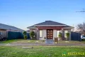 Property photo of 8 Jessie Place Brookfield VIC 3338