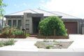 Property photo of 3 Scotsburn Place Caroline Springs VIC 3023