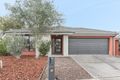 Property photo of 14 Bellsquarry Avenue Cranbourne East VIC 3977