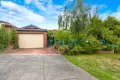 Property photo of 14 Gingham Place Berwick VIC 3806