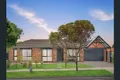 Property photo of 7 Redhill Court Craigieburn VIC 3064