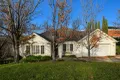 Property photo of 4 Lascelles Place Highton VIC 3216