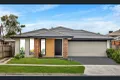 Property photo of 27 Treeve Parkway Werribee VIC 3030