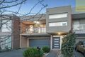 Property photo of 41 Grattan Cove Craigieburn VIC 3064
