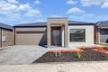 Property photo of 26 Viewside Crescent Craigieburn VIC 3064