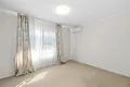 Property photo of 2/8 Parkridge Drive Molendinar QLD 4214