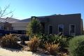 Property photo of 5 Blackshaws Place Caroline Springs VIC 3023