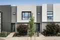 Property photo of 23 Hollywood Drive Roxburgh Park VIC 3064