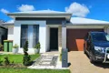 Property photo of 18 Field Street Helensvale QLD 4212