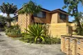 Property photo of 2/99 Willesden Road Hughesdale VIC 3166