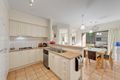 Property photo of 1 Pinoak Close Burwood VIC 3125