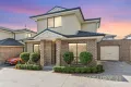 Property photo of 3/130 Kennington Park Drive Endeavour Hills VIC 3802
