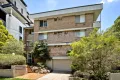 Property photo of 2/125 Clarence Road Indooroopilly QLD 4068