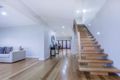 Property photo of 41 Monaco Circuit Wollert VIC 3750