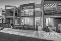 Property photo of 6 Lumeah Drive Cranbourne West VIC 3977