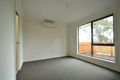Property photo of 33 Lithgow Way Mooroolbark VIC 3138