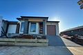 Property photo of 3 Jasper Way Cobblebank VIC 3338