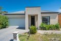 Property photo of 5 Basingstoke Retreat Craigieburn VIC 3064