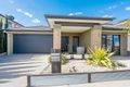 Property photo of 12 Clopton Rise Craigieburn VIC 3064