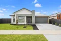 Property photo of 18 Treadwell Drive Sale VIC 3850