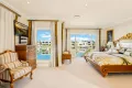Property photo of 21 Royal Albert Crescent Paradise Point QLD 4216