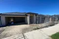 Property photo of 40 Proserpine Crescent Donnybrook VIC 3064