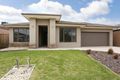 Property photo of 8 Oradala Rise Werribee VIC 3030