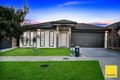 Property photo of 17 Topcliffe Crescent Truganina VIC 3029