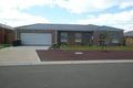Property photo of 51 Barleygrass Crescent Brookfield VIC 3338