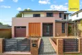 Property photo of 2/27 Carinya Road Girraween NSW 2145