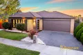 Property photo of 6 Gidran Way Clyde North VIC 3978